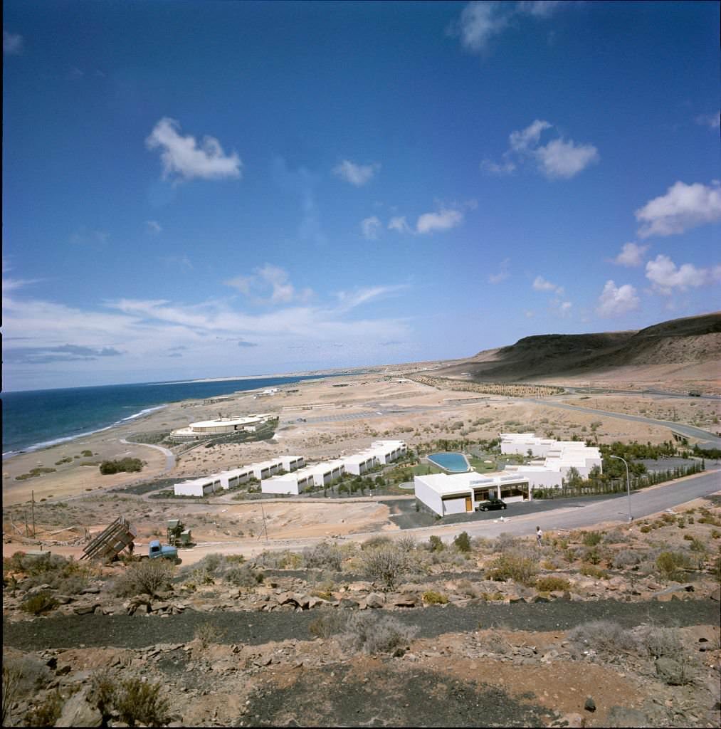 #25 Tourism, hotel in Tenerife,1970