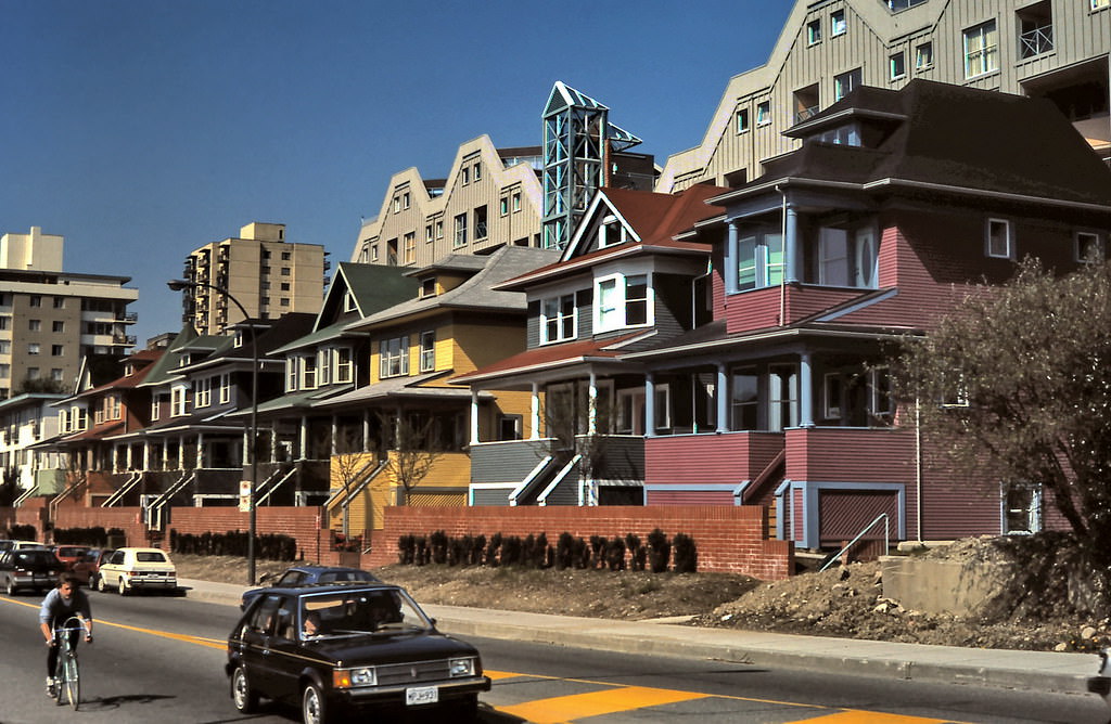 #126 Pacific Avenue House Condos, Vancouver, 1986