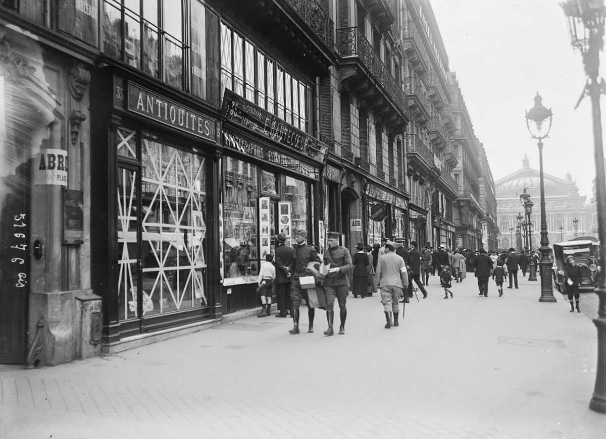 #26 During World War I, Shops in Paris Built Styling Anti-Bombing Windows #26 WWI
