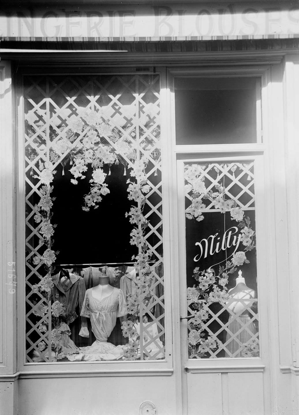 During World War I, Shops in Paris Built Styling Anti-Bombing Windows WWI
