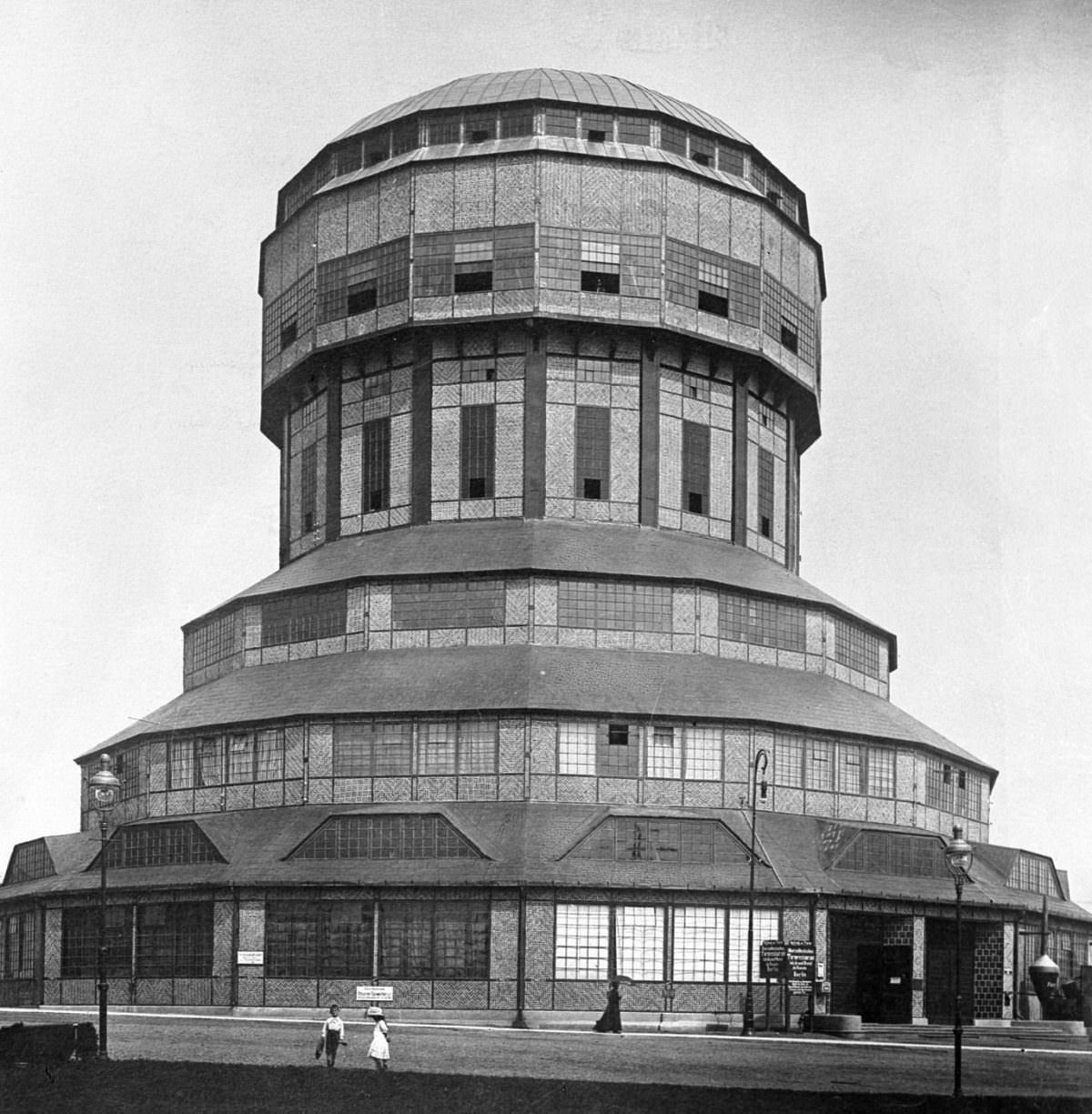#1 Water tower in Poznań by Hans Poelzig