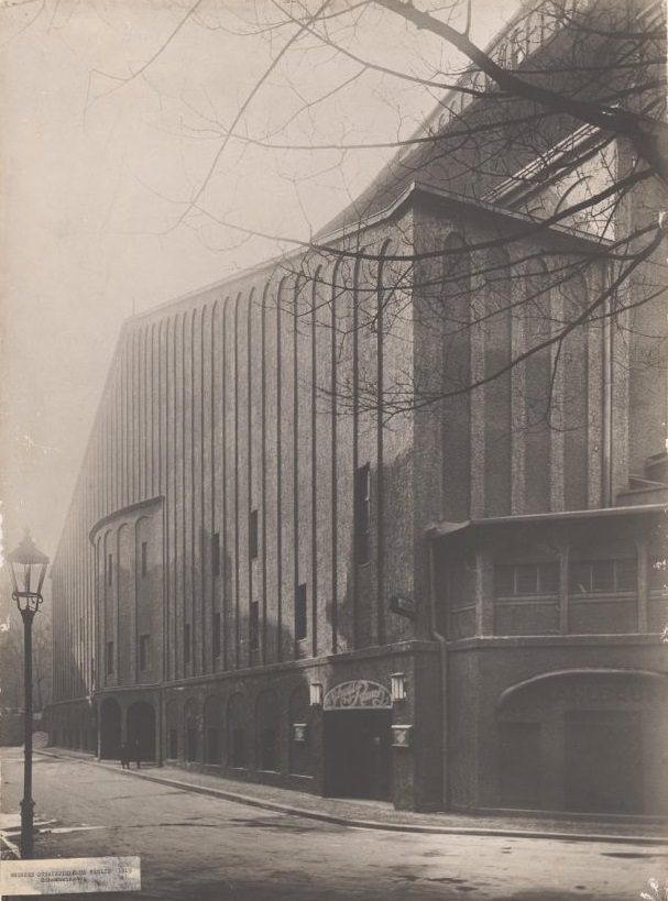 #38 Hans Poelzig , Großes Schauspielhaus, Berlin, 1919