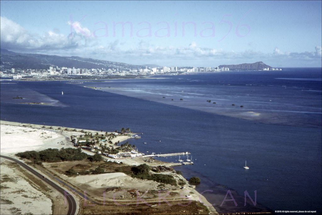 #21 Ahua Point Birdseye, Honolulu, 1971