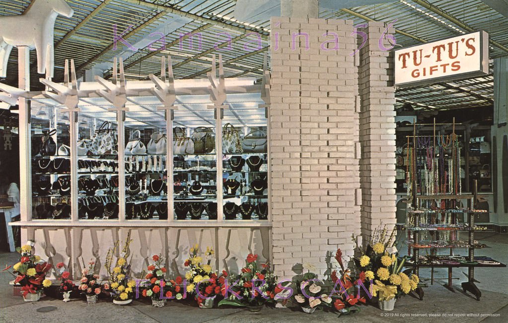 #90 Tutu’s Gifts on the street level of the 1959 Ala Moana Shopping Center, 1963.
