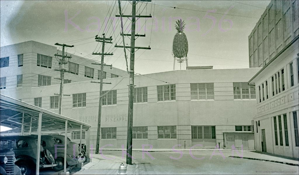 #44 Dole Pineapple Iwilei Road, 1940s.