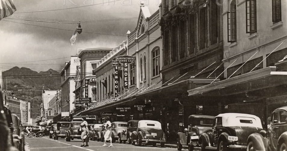 #61 Fort Street at Hotel Mauka, 1940