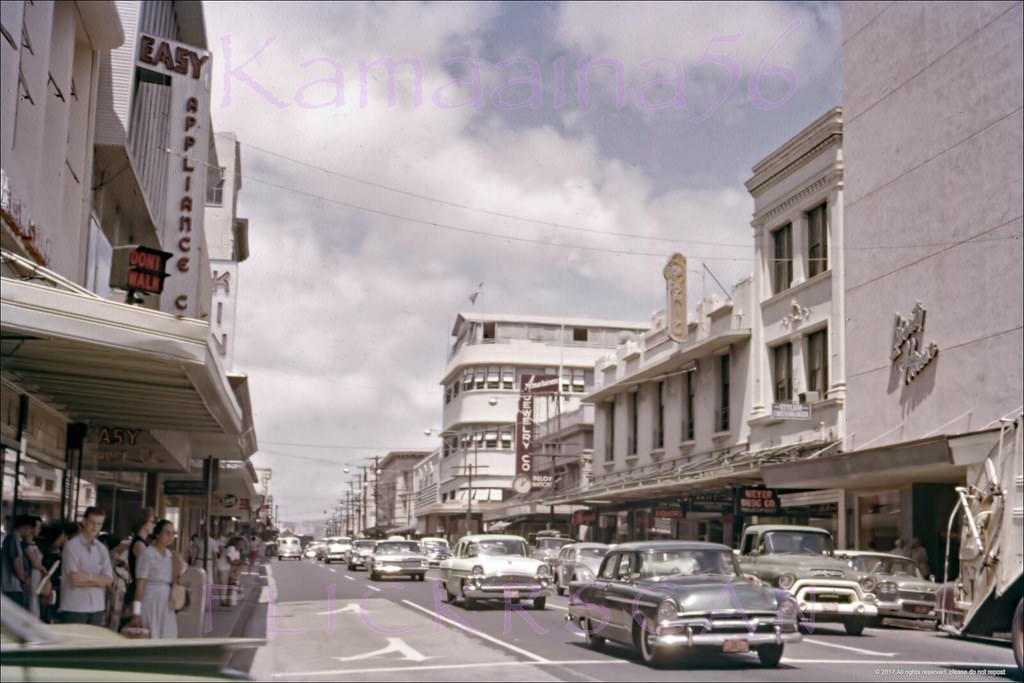 #172 Looking ewa (more or less northwest here) along South King Street from the corner of Fort Street in downtown Honolulu, 1959