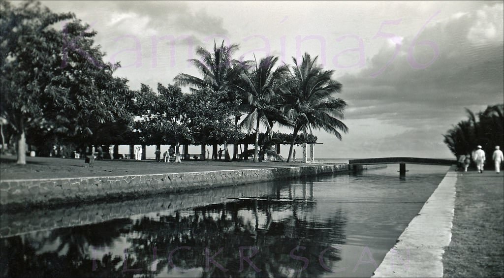 #11 Waialae Beach Park Makai, 1940s