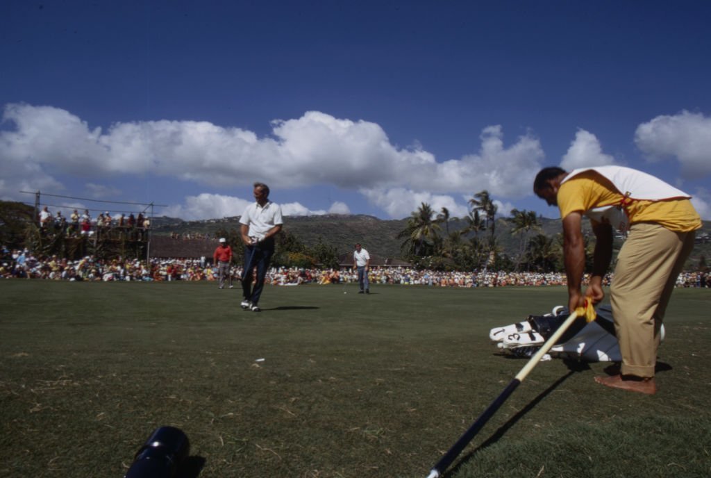 #6 Arnold Palmer competing in the 1971 Hawaiian Golf Open at the Waialae Country Club.