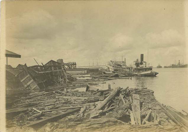 #255 Wreckage at the docks in Mobile, Alabama, after the hurricane of 1906.
