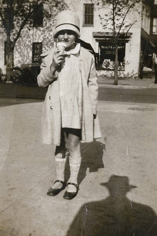 Predator: A Mysterious Man in Hat appearing in Vintage Photos Through the Decades Weird