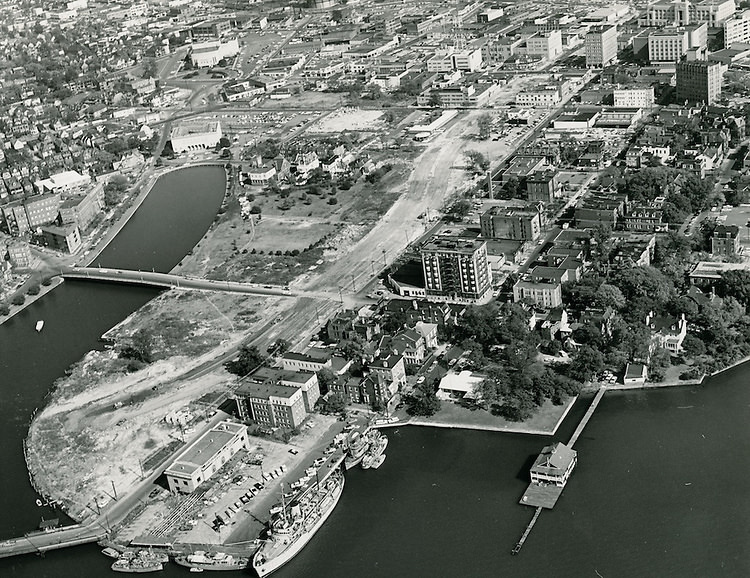 #13 Looking East along Brambleton Ave expansion, Atlantic City, Norfolk, 1962