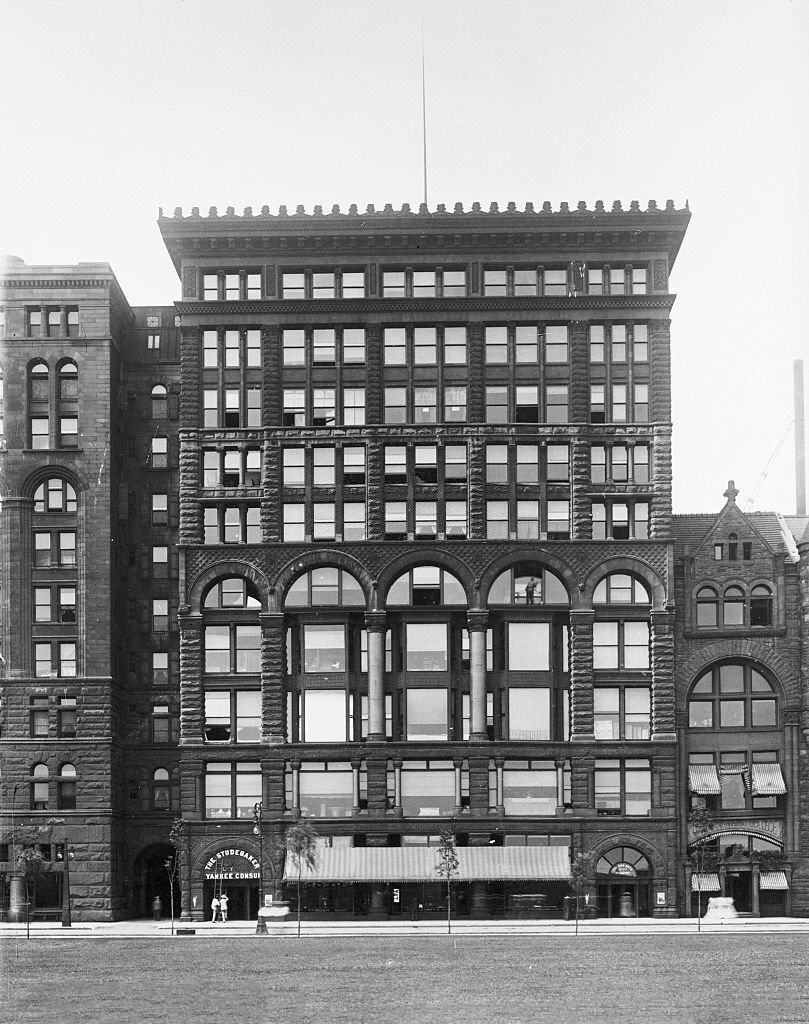 #146 Exterior view of the Fine Arts Building, also knows as the Studebaker Building, located at 410 South Michigan Avenue, Chicago, Illinois, 1903.