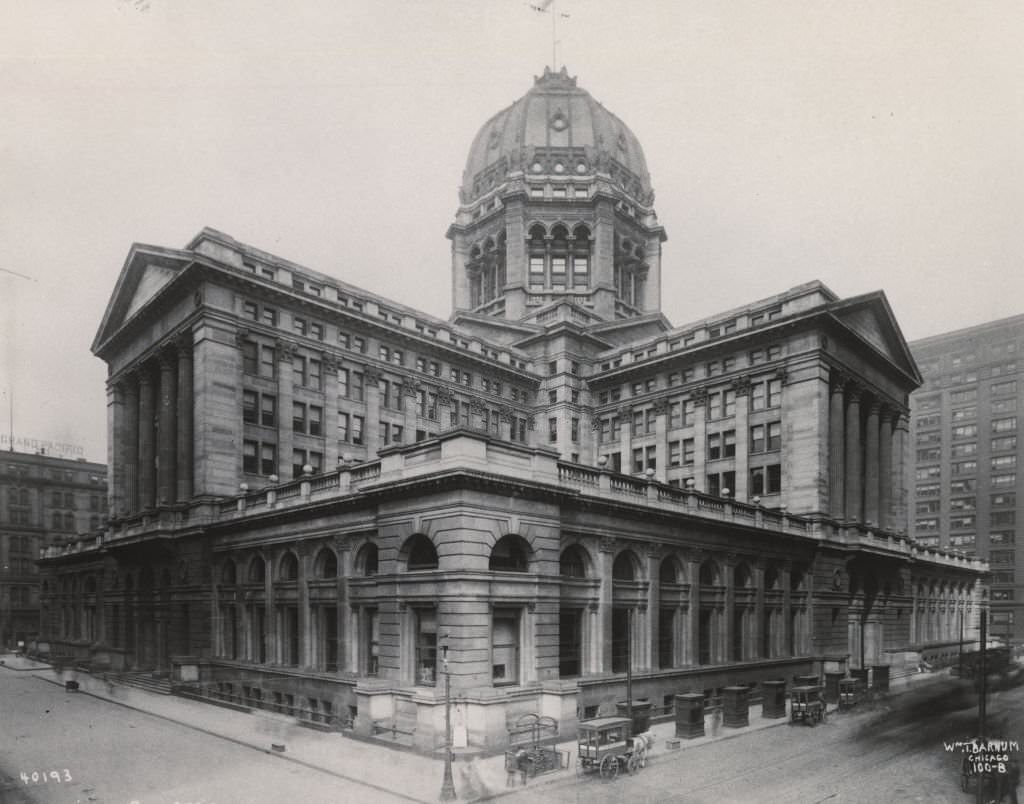 #190 View of the Chicago Federal Building, Chicago, Illinois, 1906.