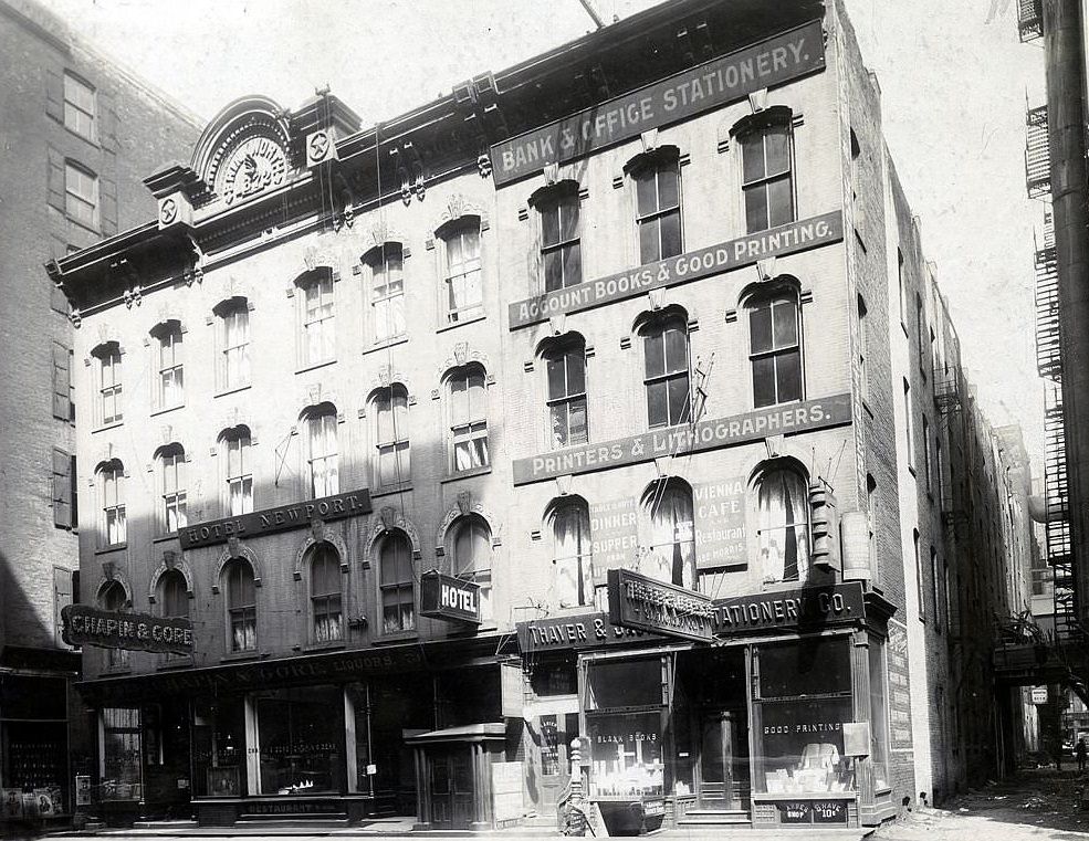 #241 Exterior of the Chapin & Gore Saloon and Restaurant under the Hotel Newport, Chicago, 1905