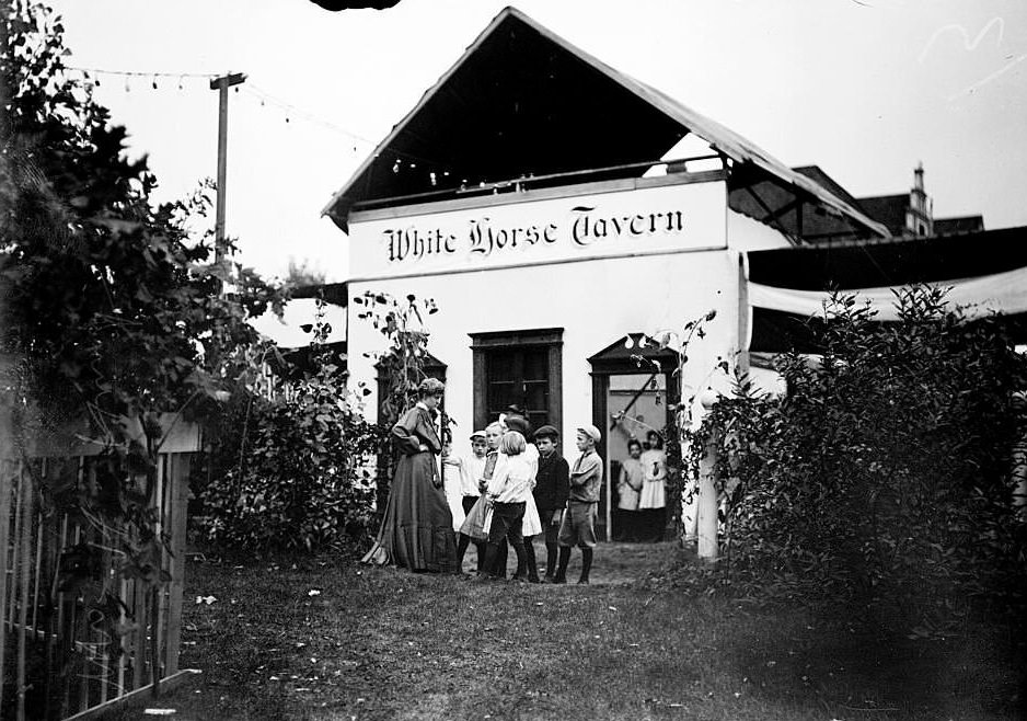 #242 Exterior view of the White Horse Tavern in White City Amusement Park, Chicago, 1905.