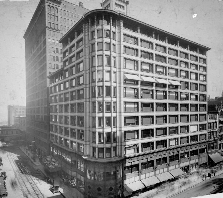 #91 Exterior view of the Fair Store, on the corner of State and Adams Streets in Chicago, 1900s