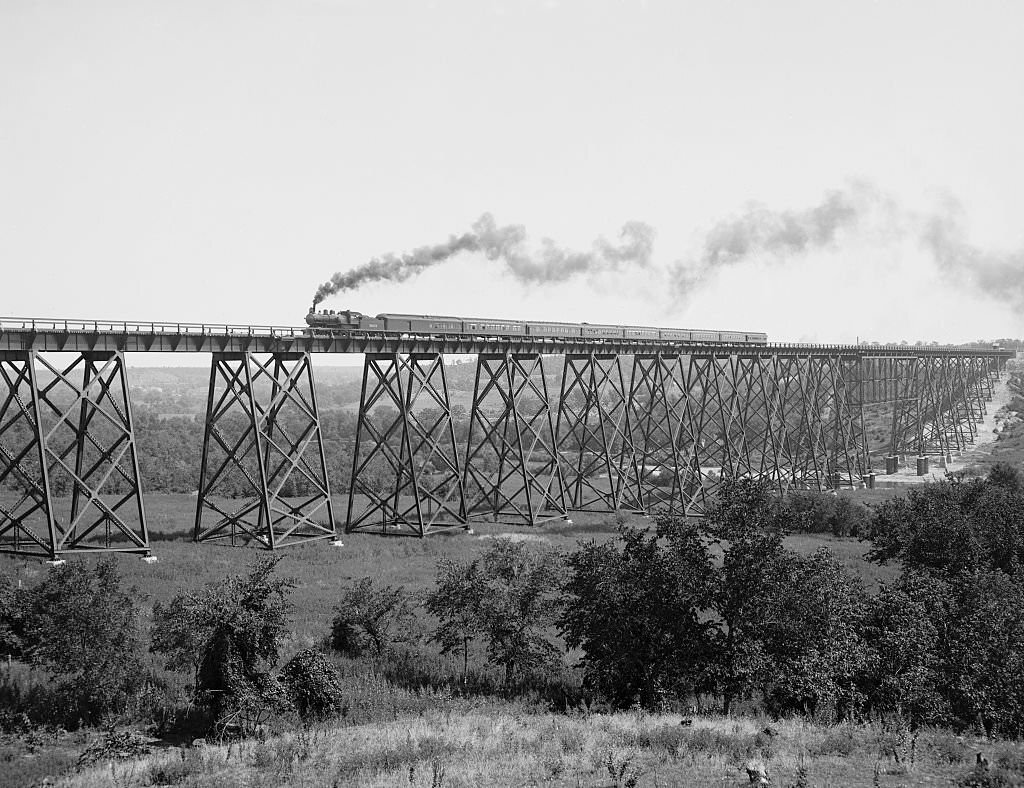 #102 Chicago & North Western Railway Viaduct over Des Moines River, near Boone, 1900