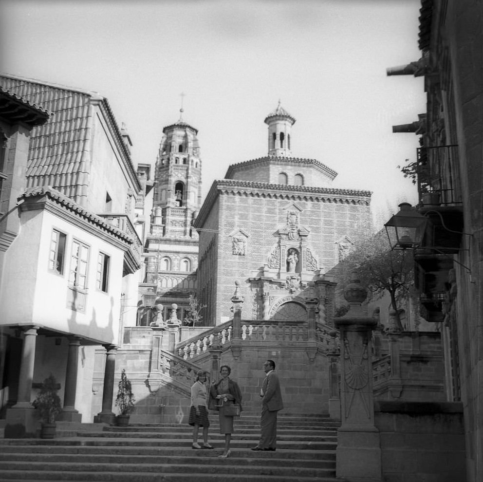 #35 In the old town of Barcelona 1961.