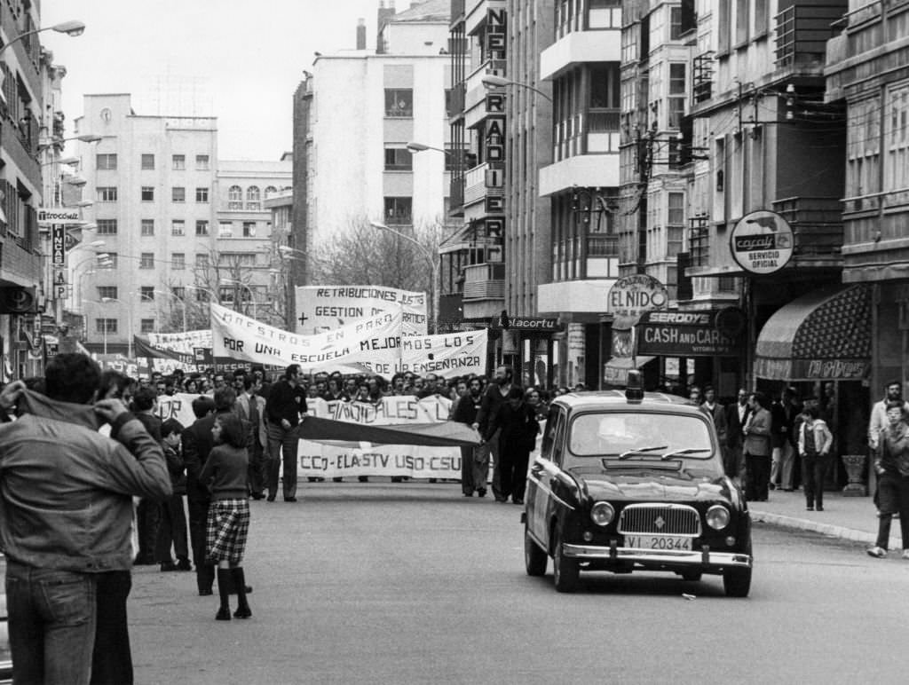 #219 Demonstration of May 1, 1978, in Vitoria-Gasteiz, Spain.