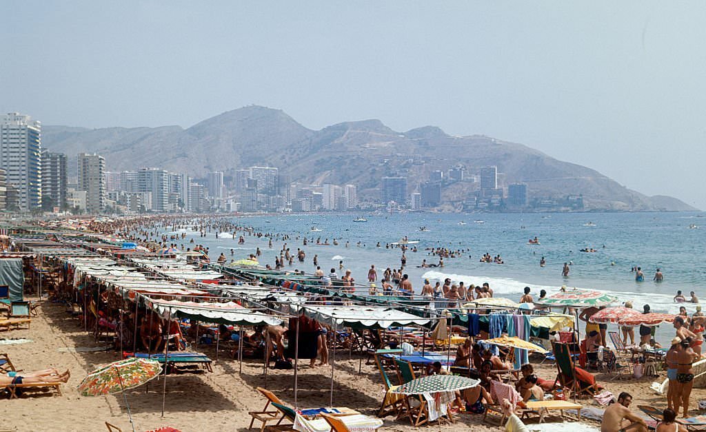 #77 Benidorm, 1985.