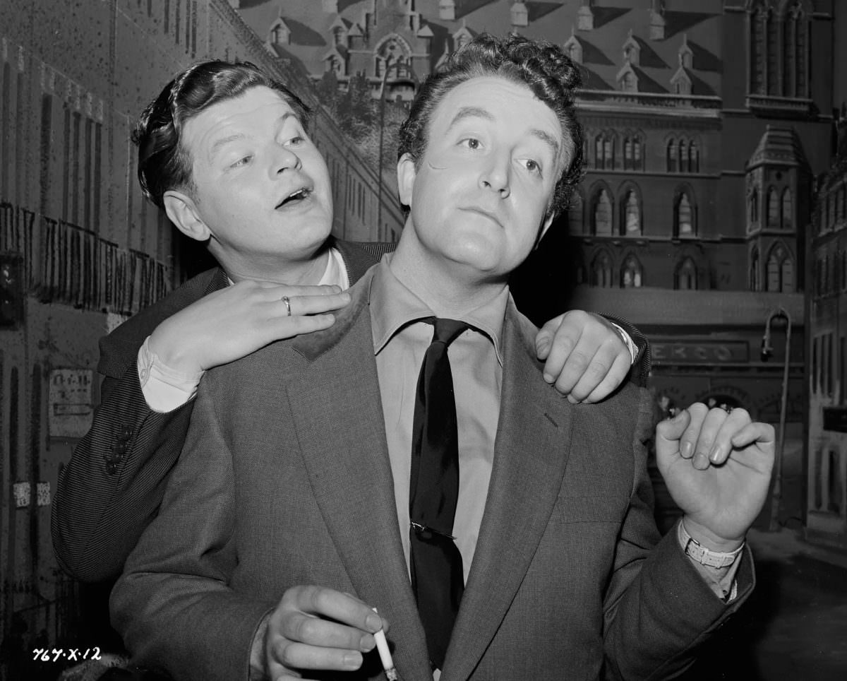 #32 Stunning Behind-the-Scenes from ‘The Ladykillers (1955), A Comic Crime Caper #32 Movies