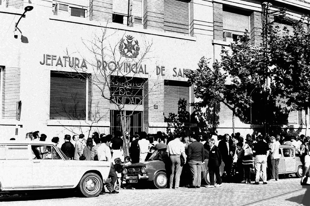 #156 Queue for cholera vaccination at the Provincial Health Headquarters, 1971