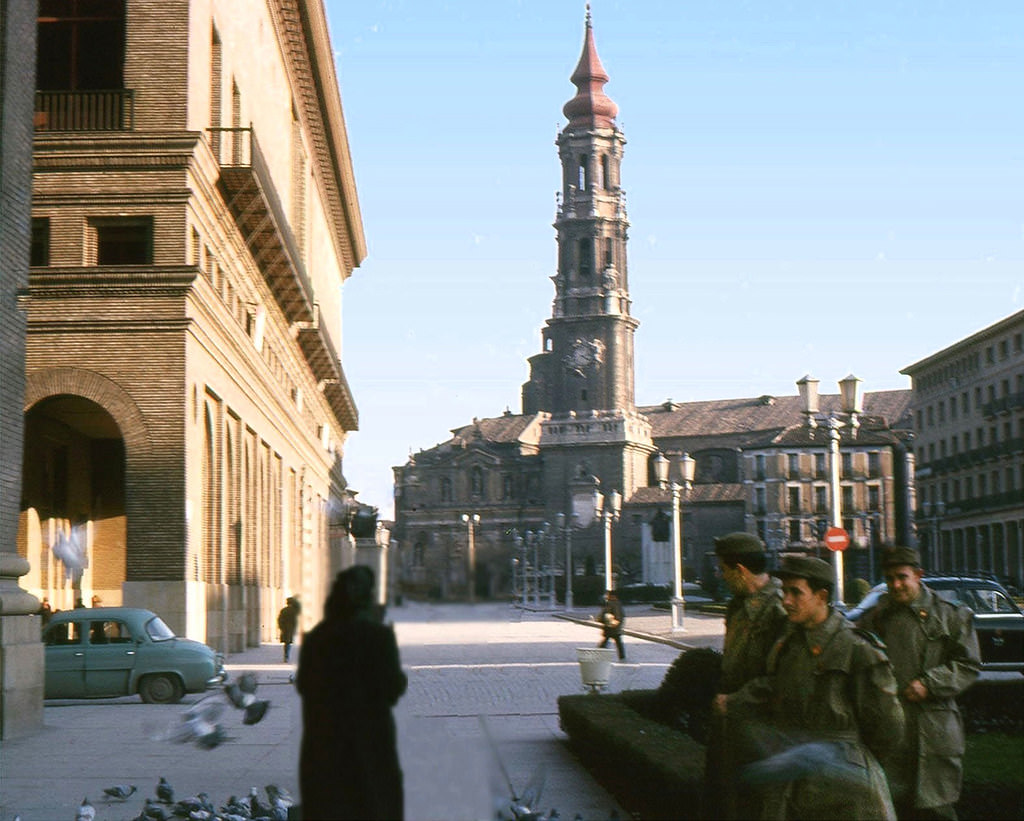 #52 Pillar Square, 1970