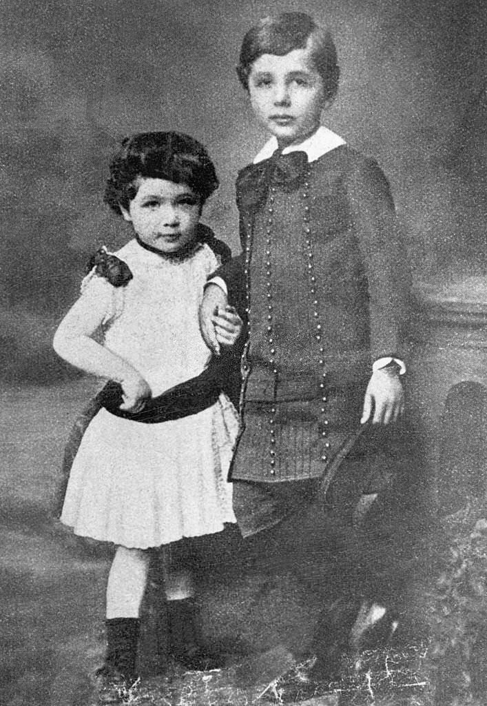#73 Einstein with his siser Maja when he was 6-year-old