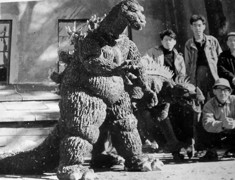Stunning Behind-the-scene Photos from the Making of the first Godzilla movie, 1954 Movies