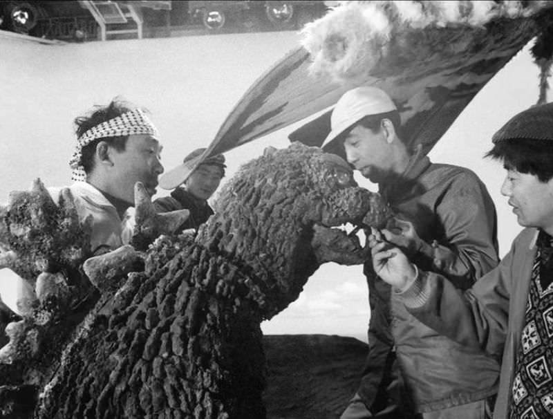 Stunning Behind-the-scene Photos from the Making of the first Godzilla movie, 1954 Movies