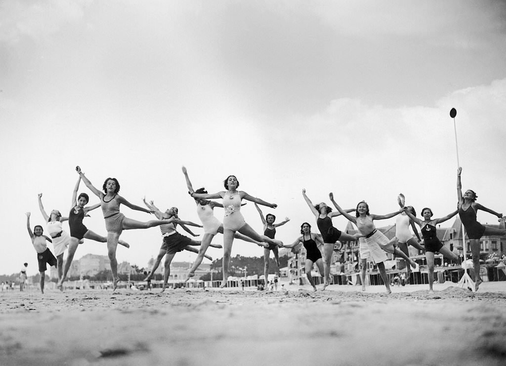 #135 Gymnastics Session before Going at Deauville, 1937