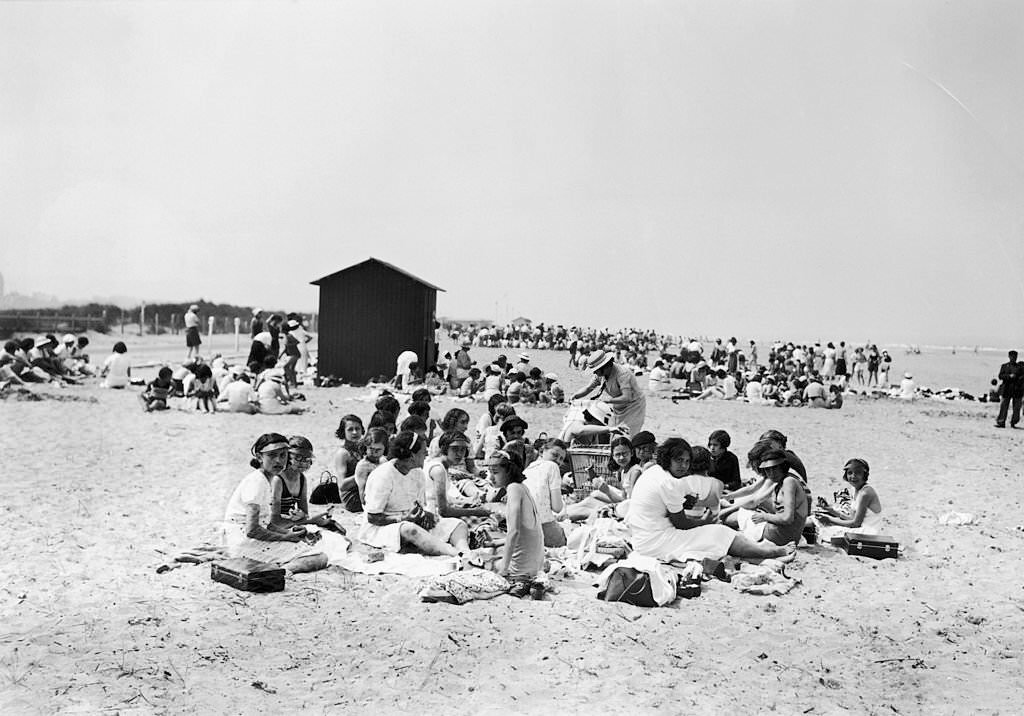 #138 Holidays on Seashore in Deauviille, 1936