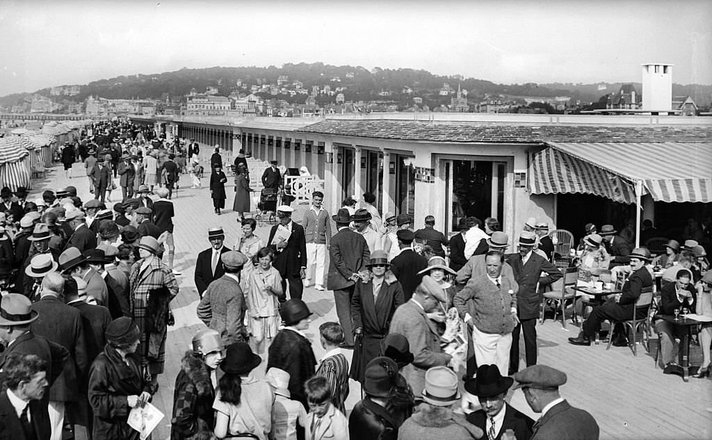 #29 Deauville, 1920