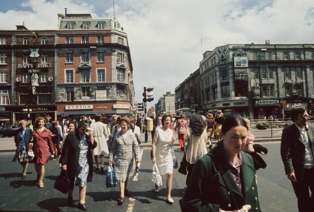 #116 Street Scenes Of Dublin, 1970s