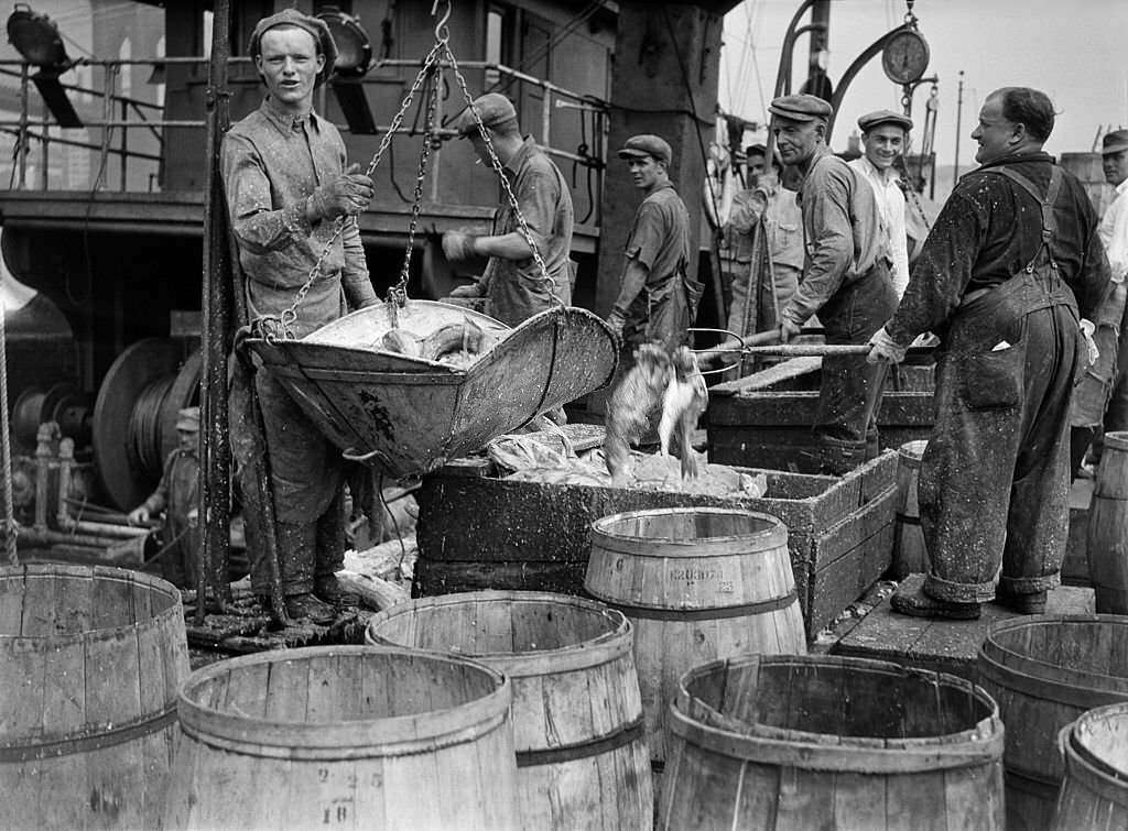 #112 The fish market near Fulton and South Streets, 1930