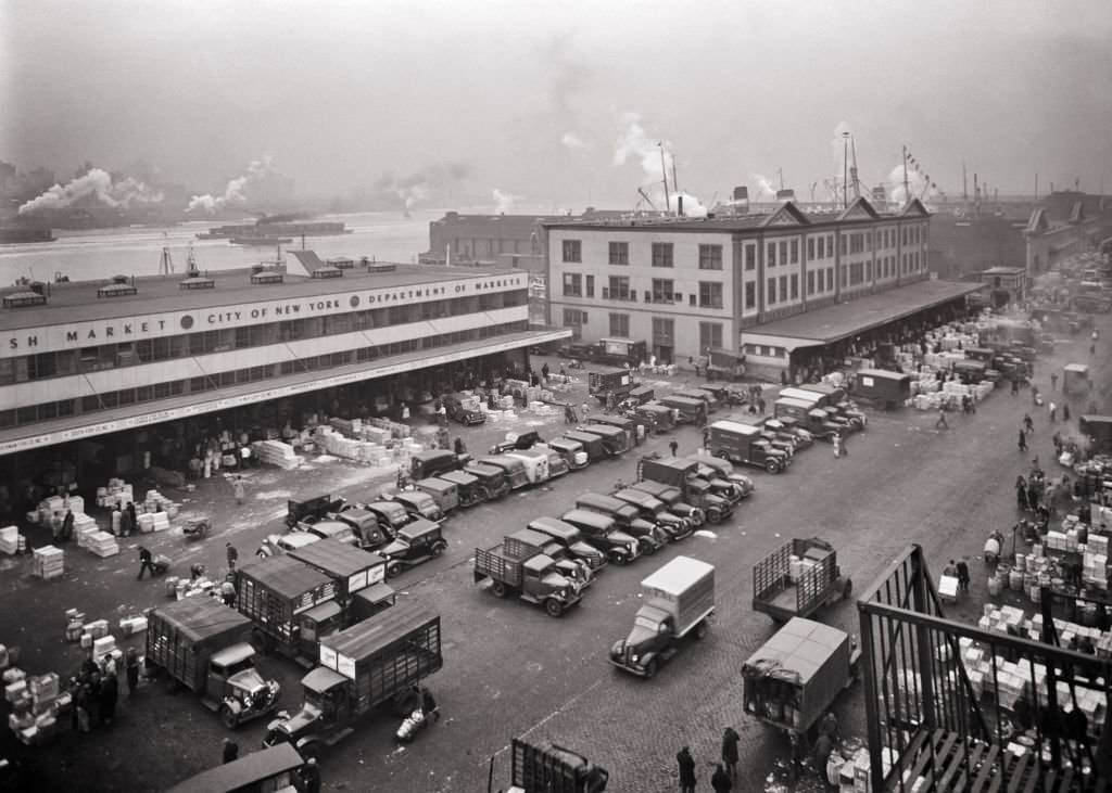 #95 Morning in the Fluton Fish market, 1940s