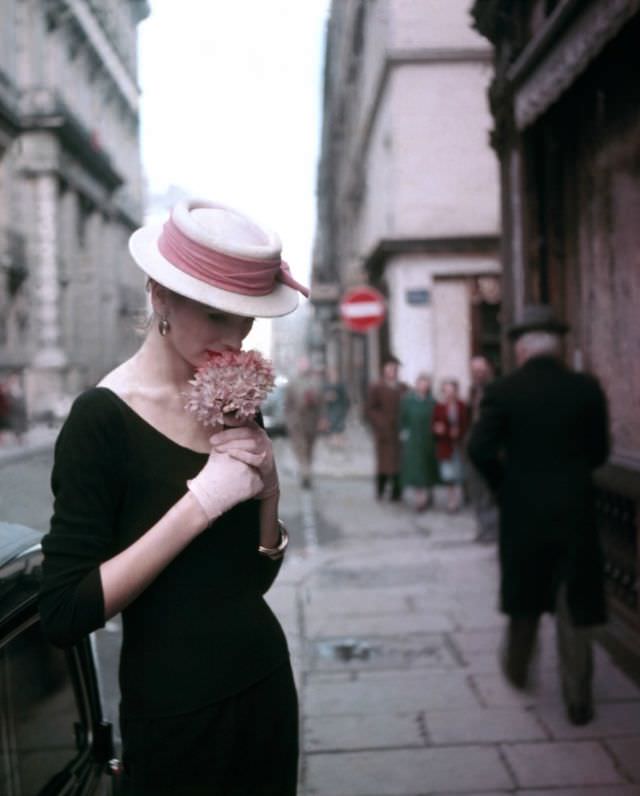 #6 Suzy Parker with hydrangea, 1953
