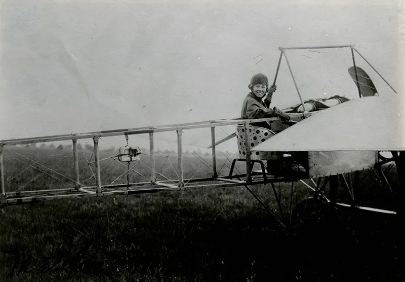 #12 Matilde Moisant was one of the earliest women pilots in America.