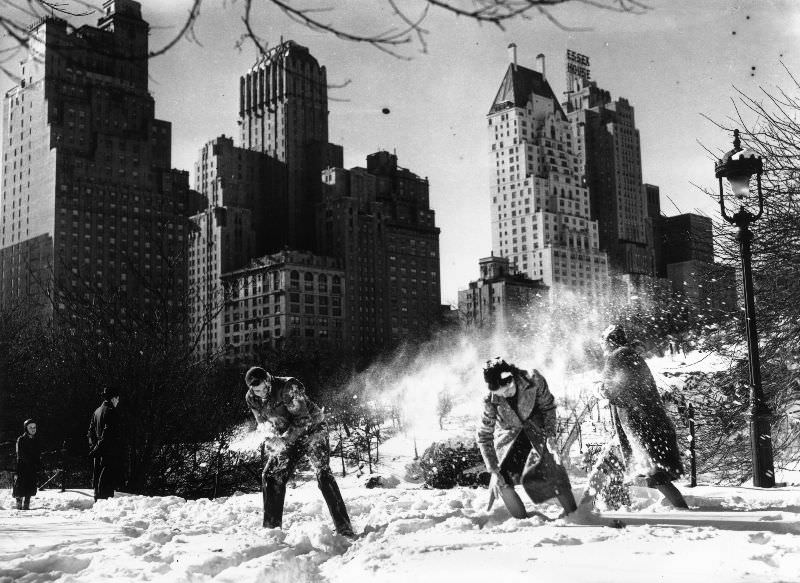 #40 Snowball fight, 1938.