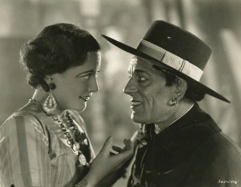 Gorgeous Photos of Beautiful Joan Crawford during the filming of &;The Unknown (1927) Movies &; TV