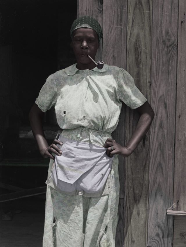 #4 Florida migratory farm worker, near Belcross, North Carolina, July 1940