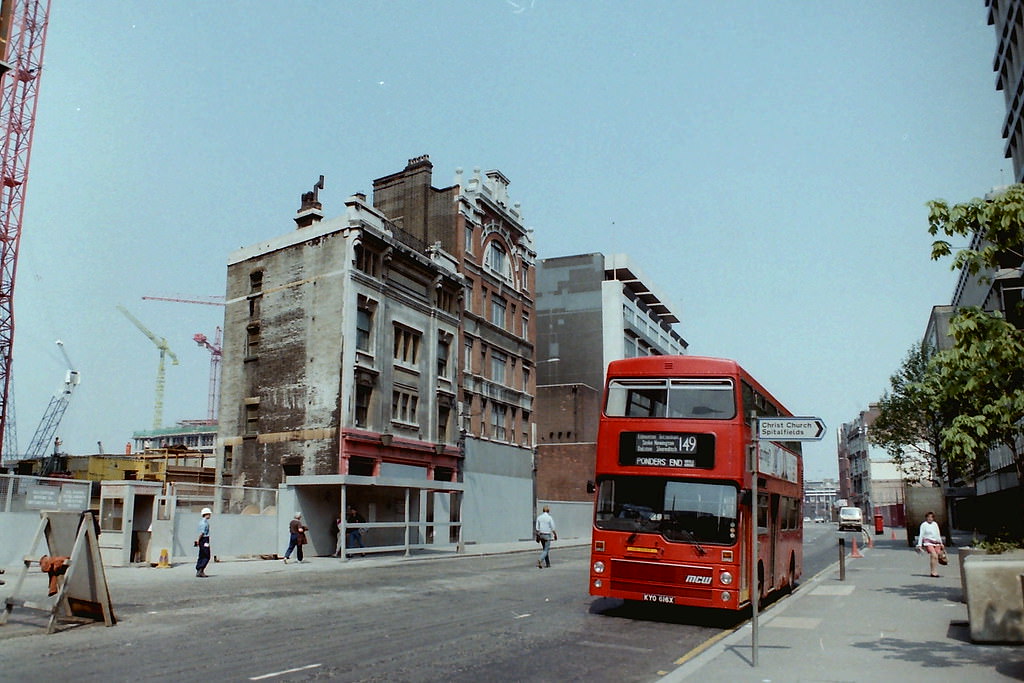 #55 The Hand Pump Pub AKA The Black Raven, 14 May 1988