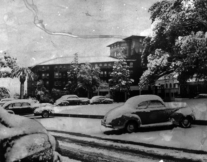 #18 Snow covers the Huntington Hotel in Pasadena. Their slogan was “Where sunshine spends the winter.”