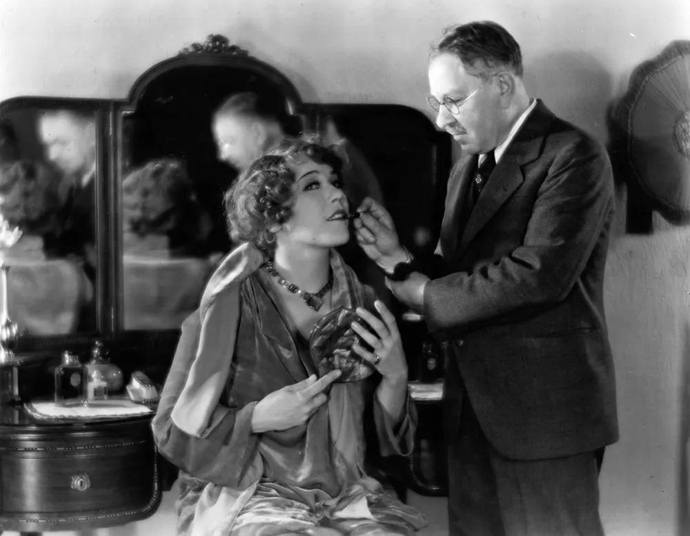 #6 Factor applies lipstick to Hollywood star Louise Fazenda. 1924.