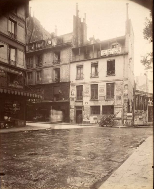 #27 Coin de la rue Vauvieliers et Berger 15 et 13, 1907.