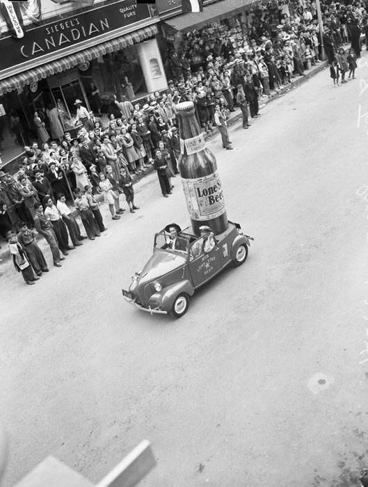 #16 Trade Day Parade with Lone Star Beer float, 1941