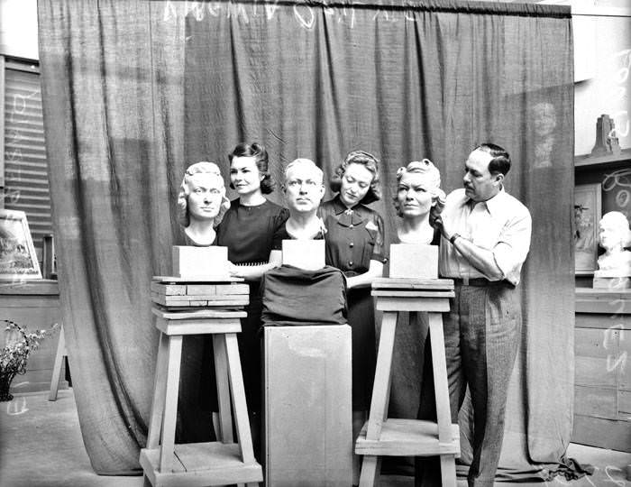 #110 Sculptors at work, 1941