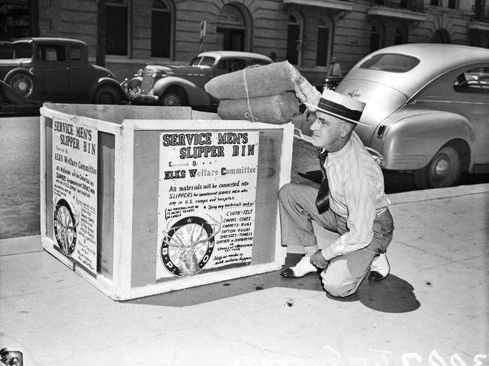 #227 Joe Sweeney donates rugs for servicemen’s footgear, 1942