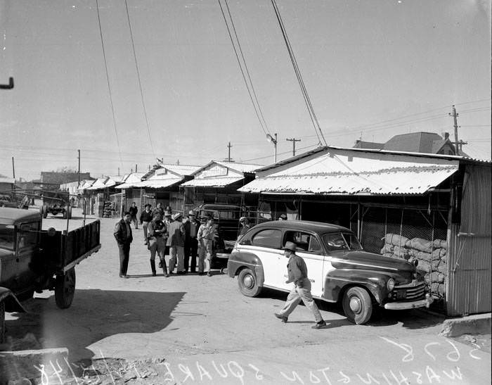 #235 Produce dealers on Washington Square, San Antonio, 1948